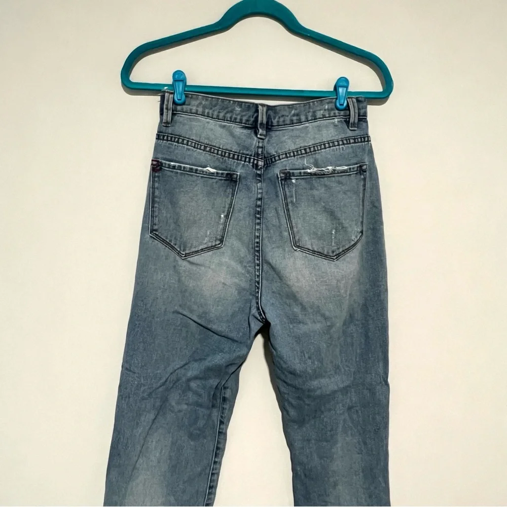 Urban Outfitters BDG High Rise Distressed Mom Jeans Size 27W - Picture 5 of 7